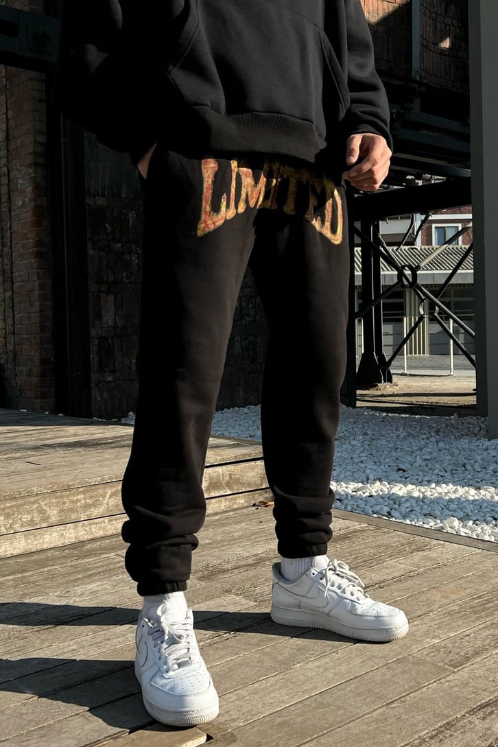 Limited Baskılı Siyah Jogger Fit Eşofman Altı