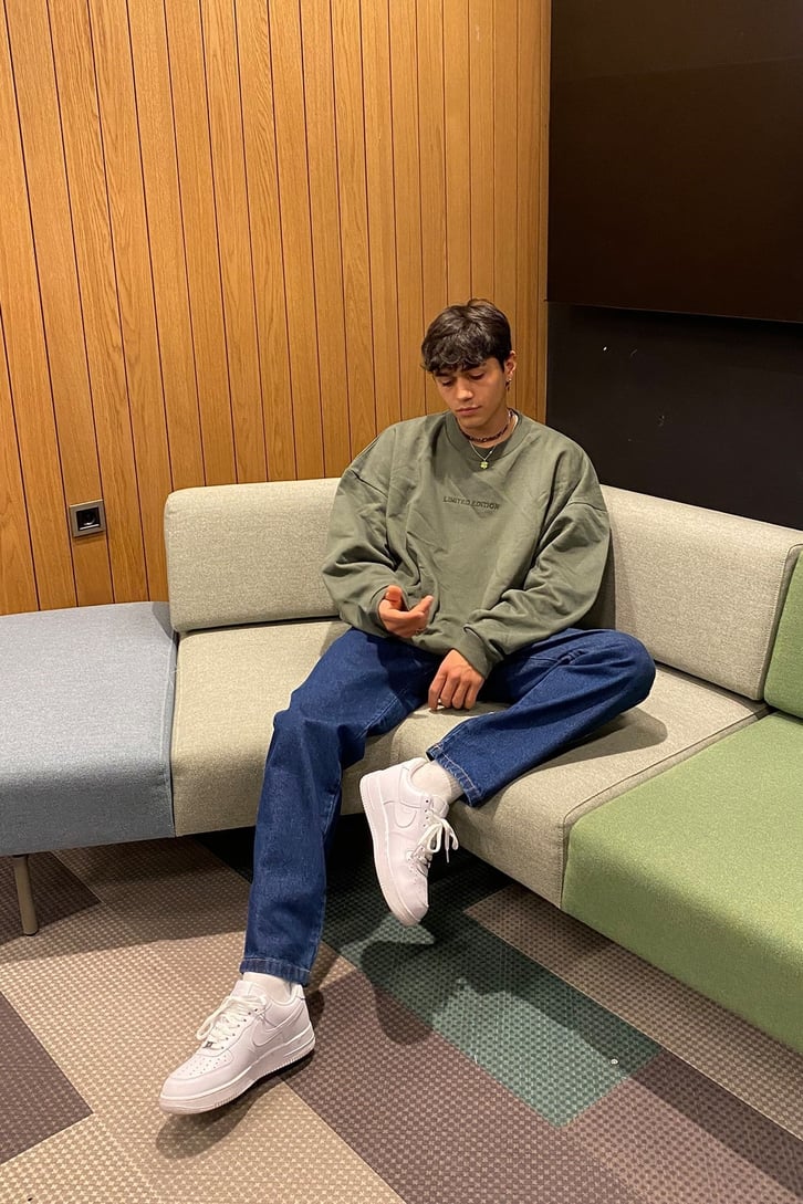 LIMITED EDITION EXTRA OVERSIZE SWEATSHIRT