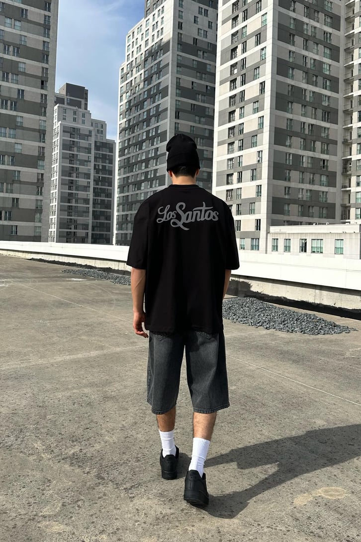 Los Santos Reflektör Baskılı Siyah Oversize Tişört
