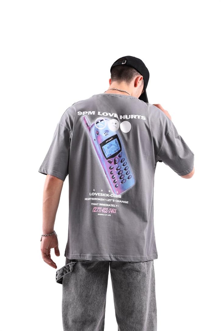 Love Hurts Sırt Baskılı Oversize Tshirt