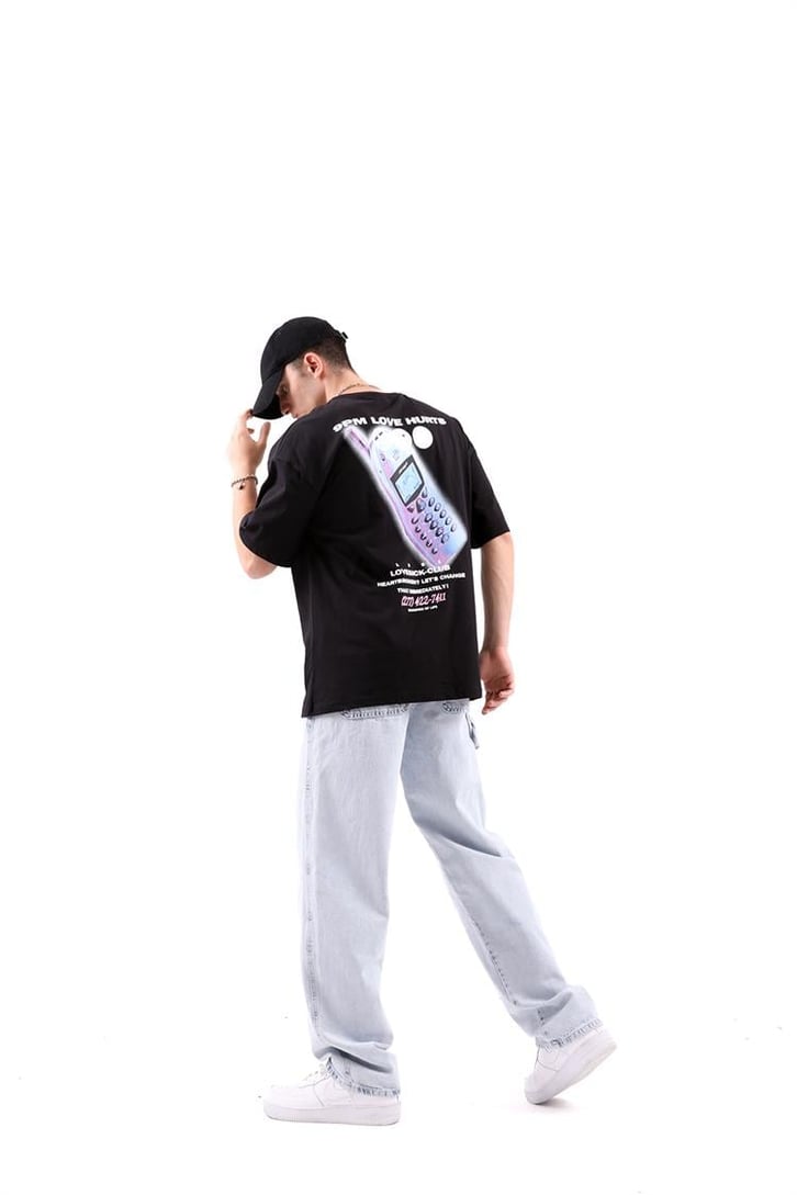 Love Hurts Sırt Baskılı Oversize Tshirt