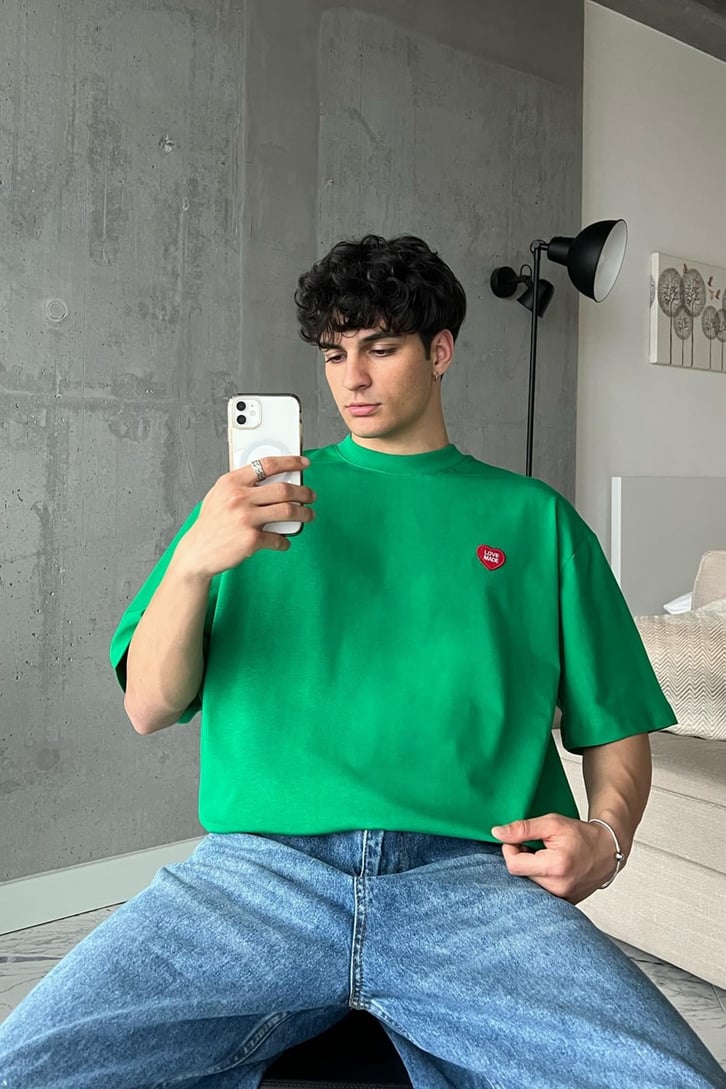 Love Made Heart Baskılı Yeşil Oversize Tişört
