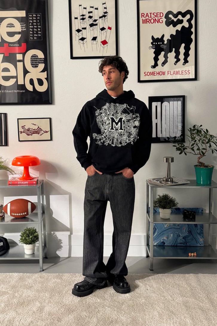 M Baskılı Hoodie