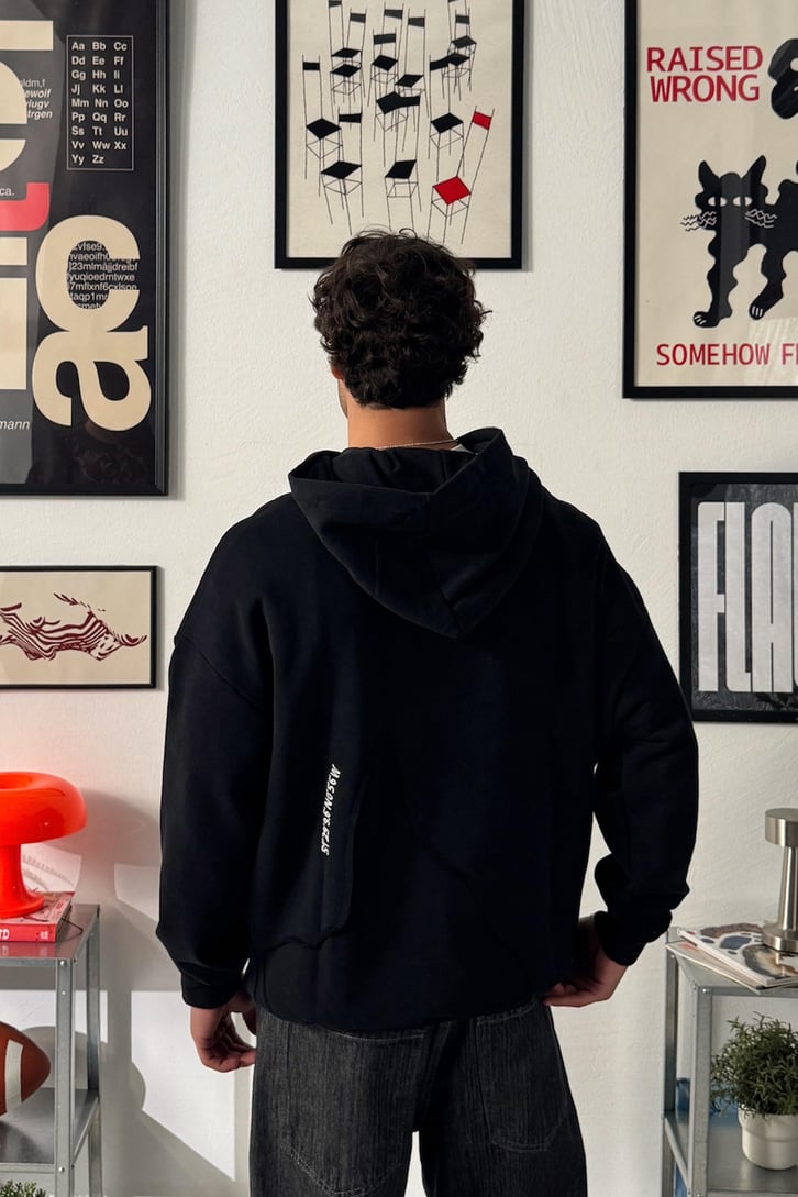 M Baskılı Hoodie