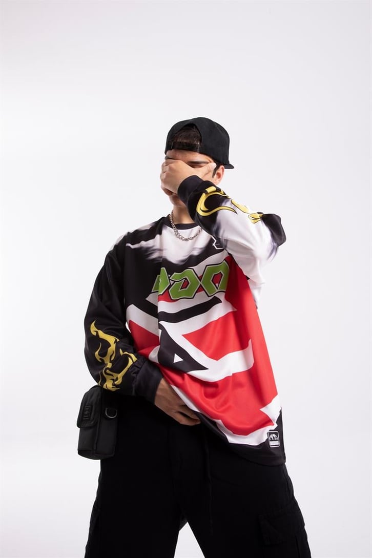 Man Flame Long Sleeve Forma