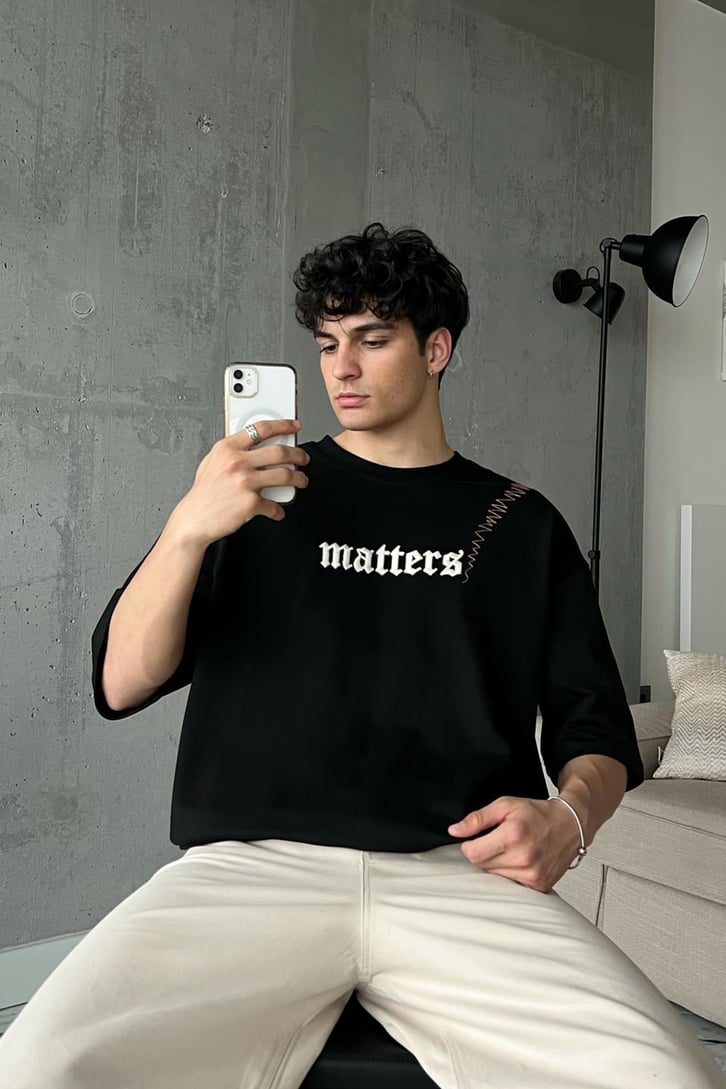 Matter Nakışlı Beyaz Oversize Tişört