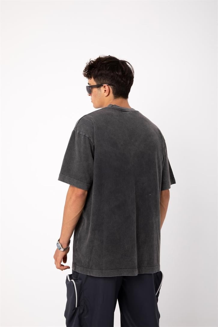 Metaverse Roaming Baskılı Acid Wash Oversize Tişört