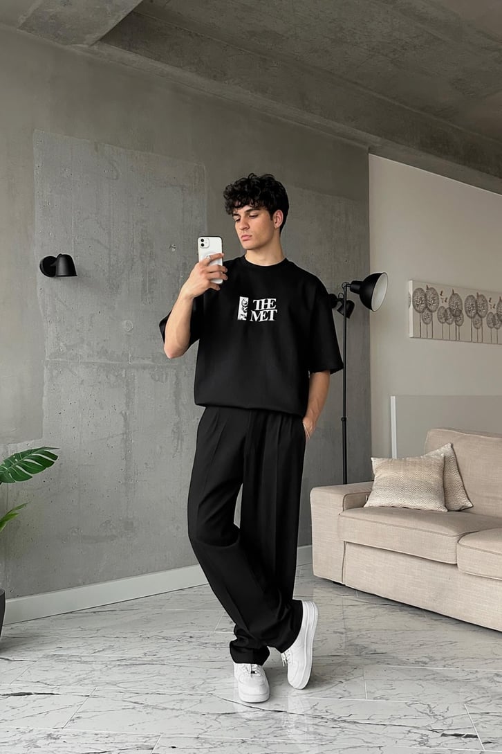 Metropolitan Baskılı Beyaz Oversize Tişört