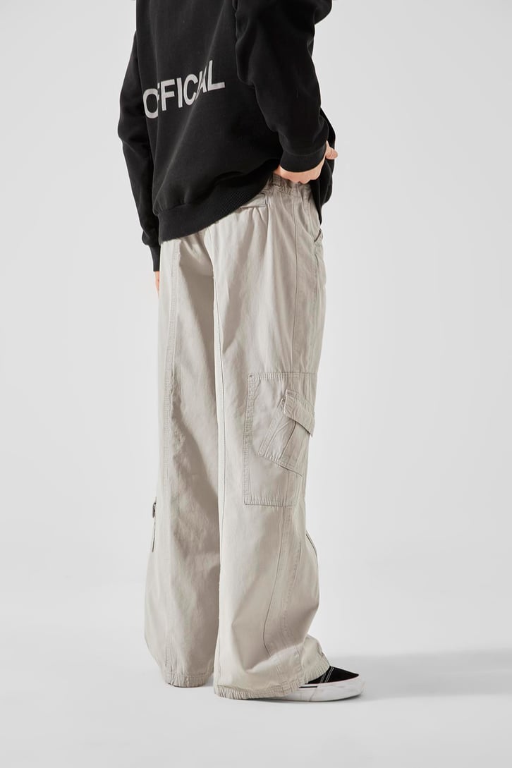 Mini Cep Detay Açık Gri Baggy Pantolon
