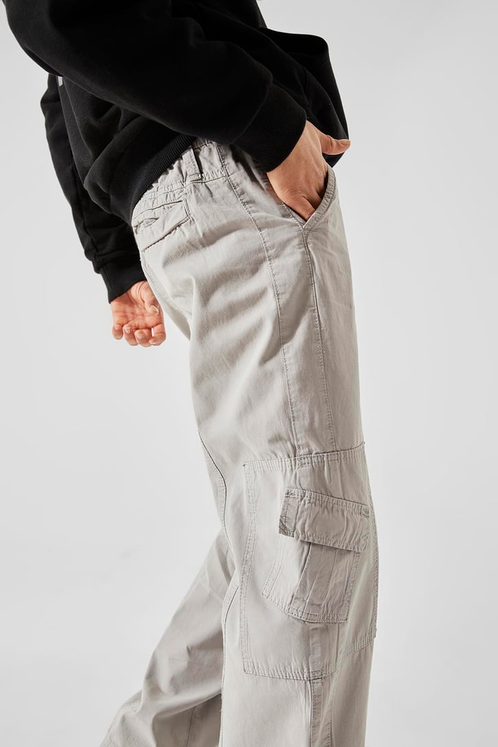 Mini Cep Detay Açık Gri Baggy Pantolon