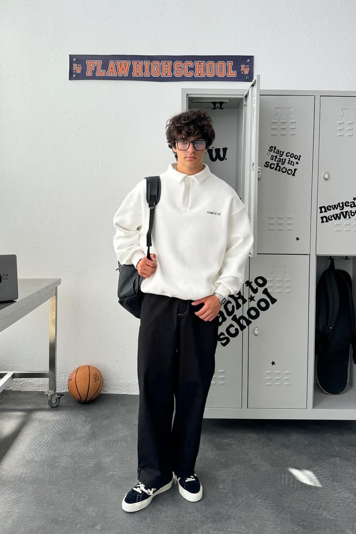 Minimal Baskılı Polo Yaka Oversize Sweatshirt