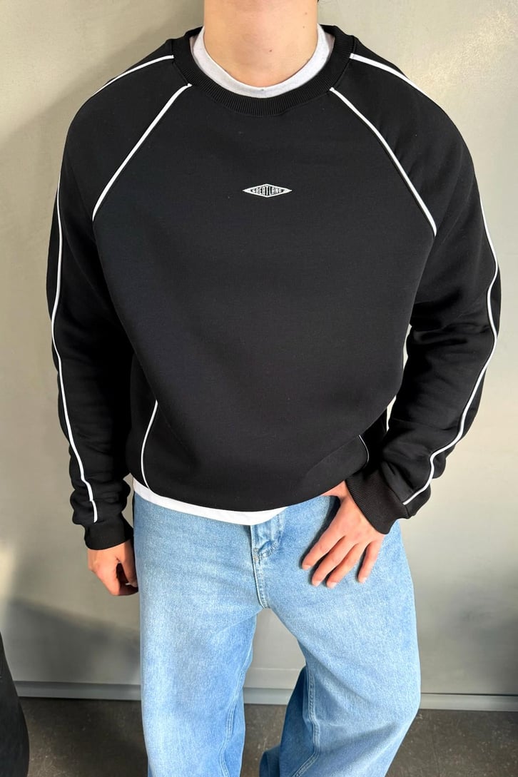 Minimal Nakışlı Bisiklet Yaka Sweatshirt