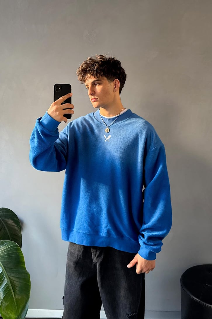 Minimal Nakışlı Oversize Sweatshirt