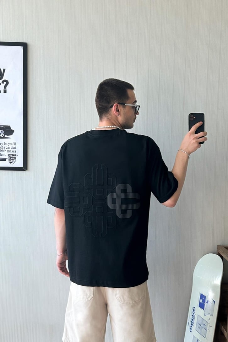 Mix and Match Nakışlı Oversize Tişört