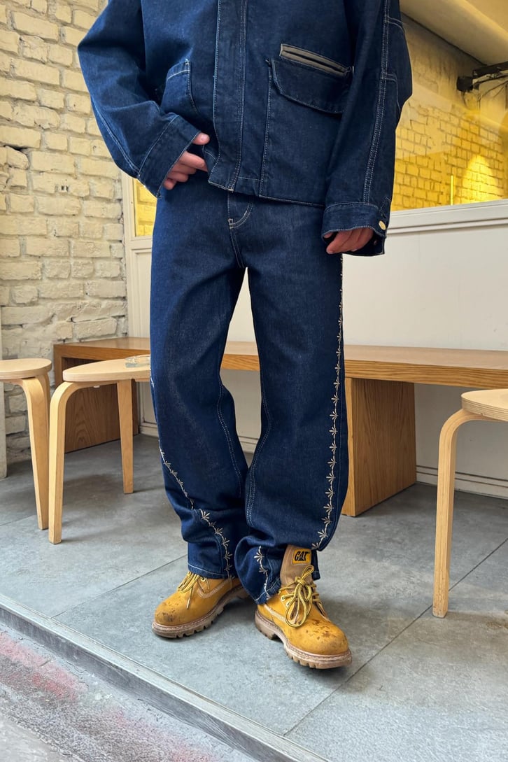 Nakış Detay Regular Jean