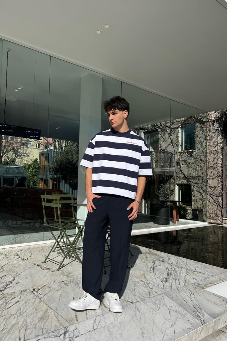 Nakışlı Çizgili Lacivert Oversize Tişört