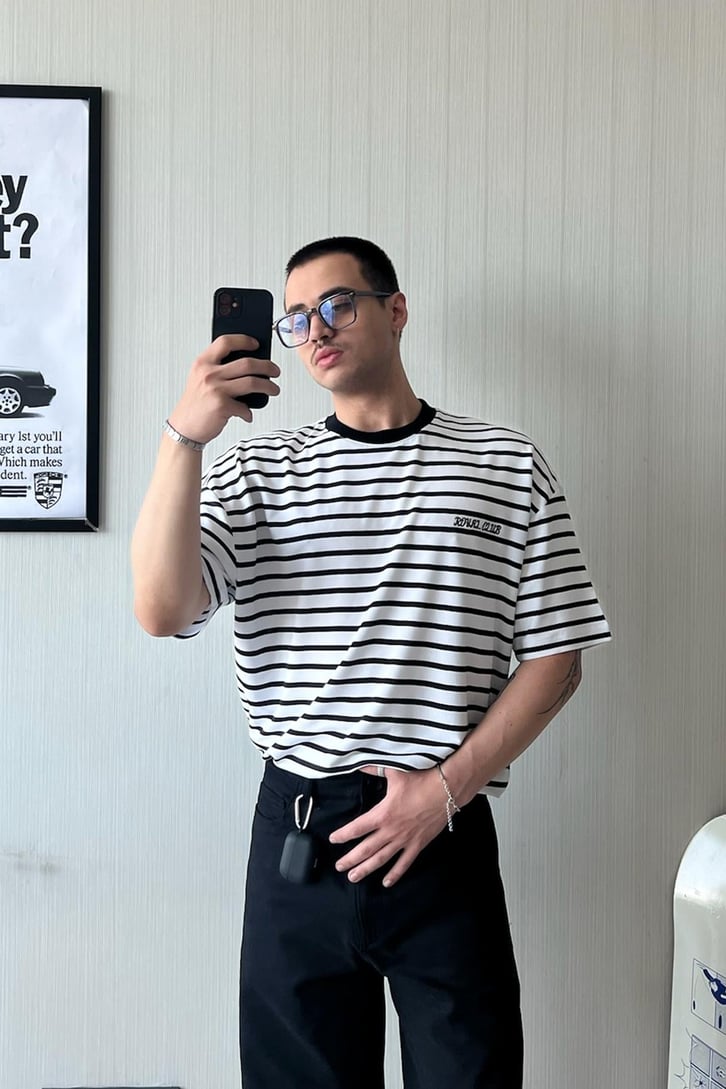 Nakışlı Yatay Çizgili Oversize Tişört