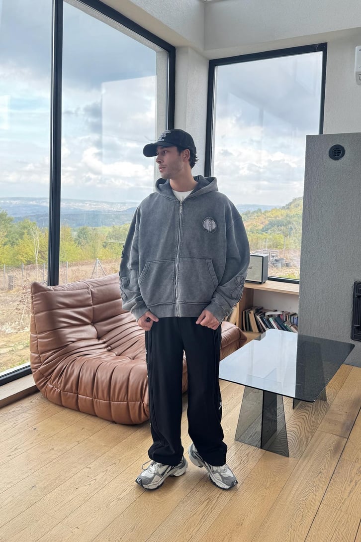 Nakışlı Zip Hoodie