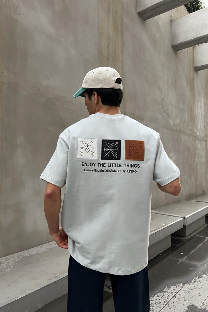 NAN Nakışlı Buz Gri Oversize Tişört