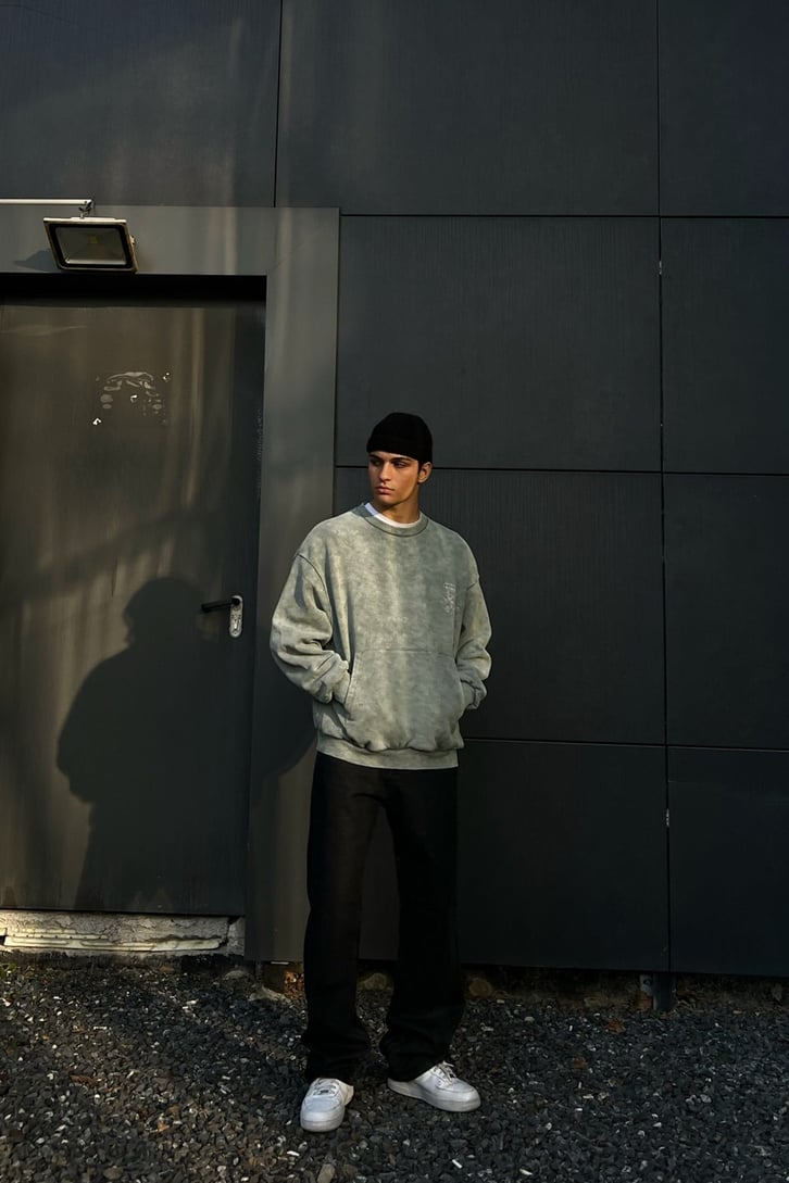 National Park Sìrt Baskìlì Acid Wash Sweatshirt