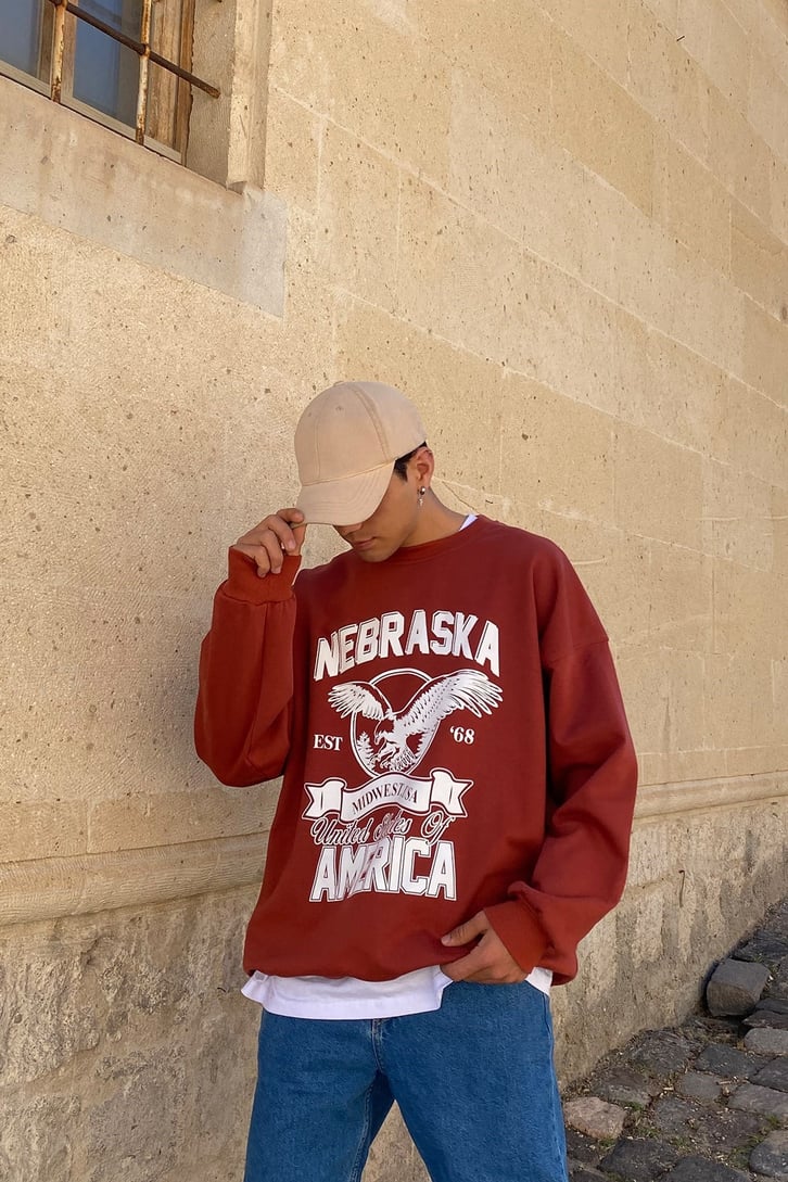 NEBRASKA TOWN BASKILI OVERSIZE SWEATSHIRT