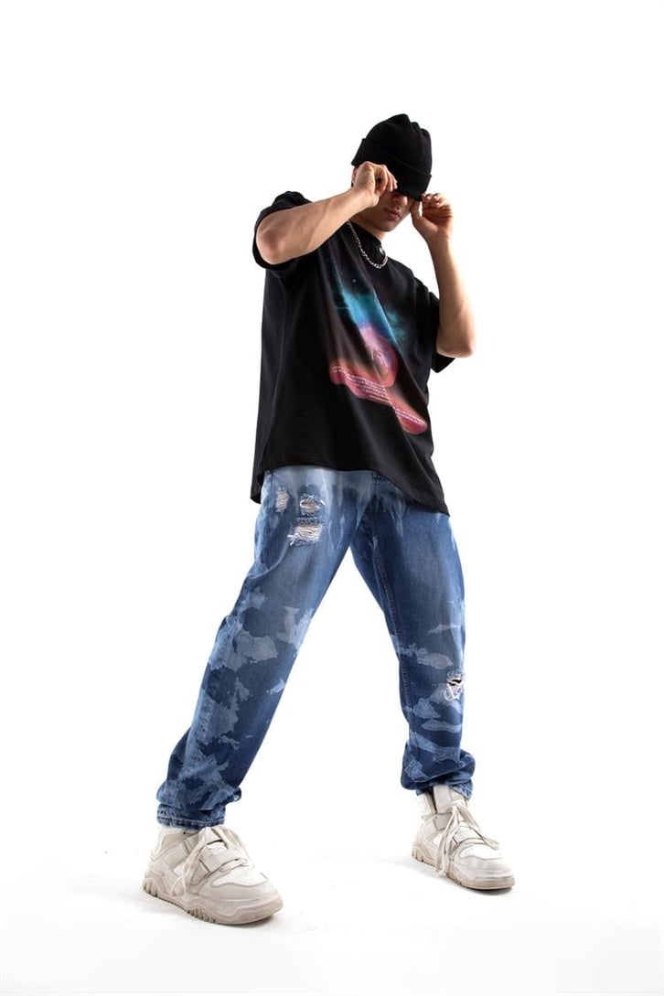 Nebula Baskılı Siyah Tshirt