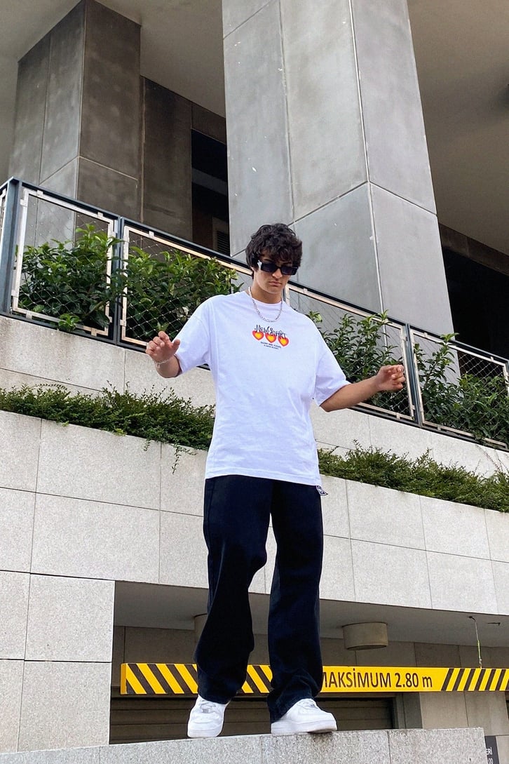 New Start Heart Baskılı Beyaz Oversize Tshirt