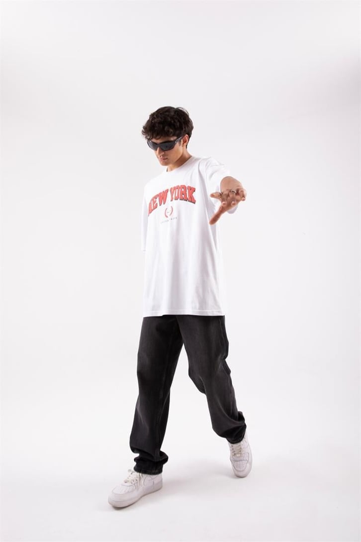 New York Baskılı Beyaz Oversize Tshırt
