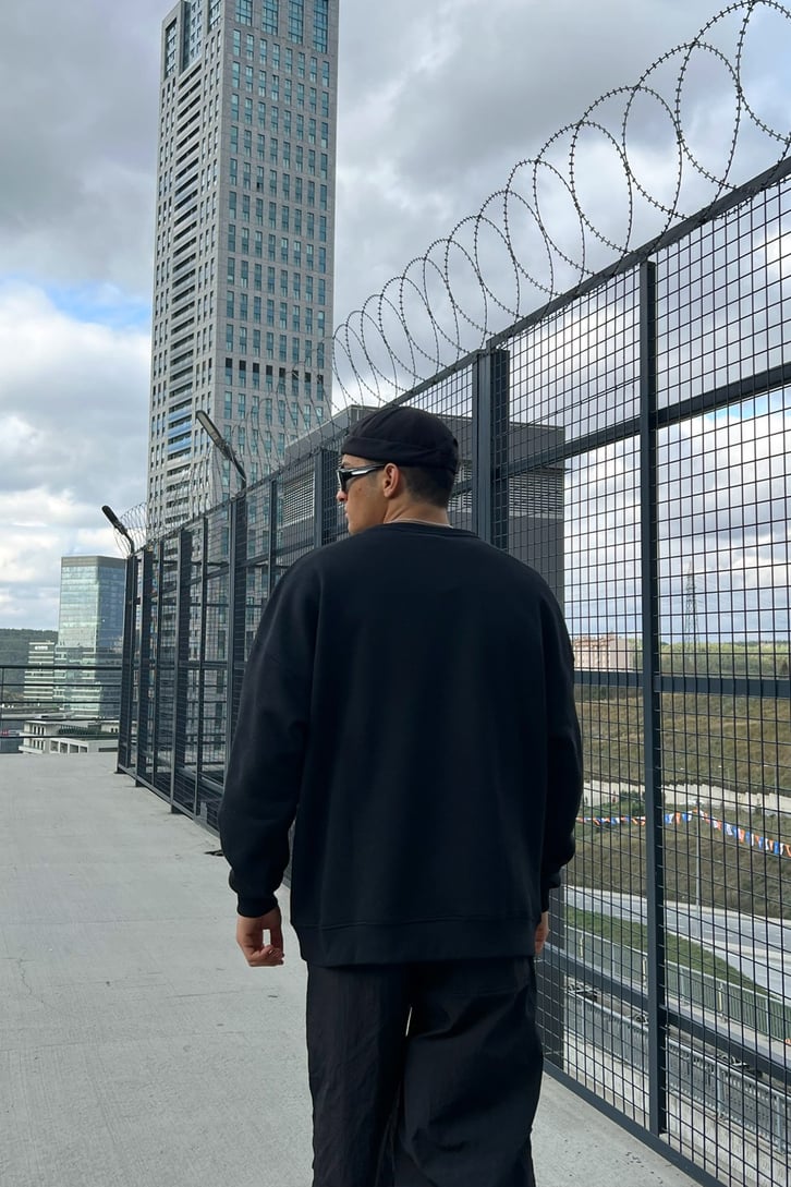 New York Baskılı Siyah Oversize Sweatshirt