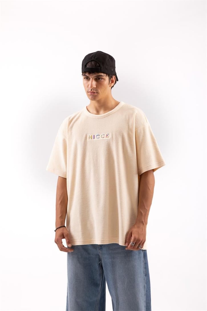Nıcce Nakışlı Krem Oversize Tişört