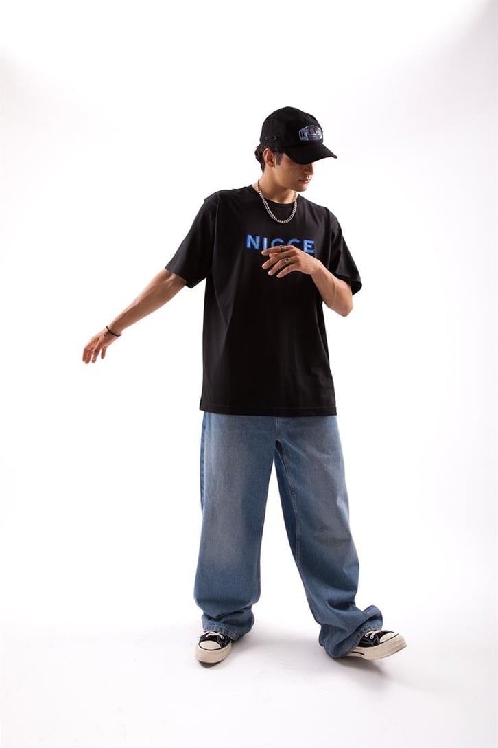 Nicce Nakışlı Siyah Oversize Tişört