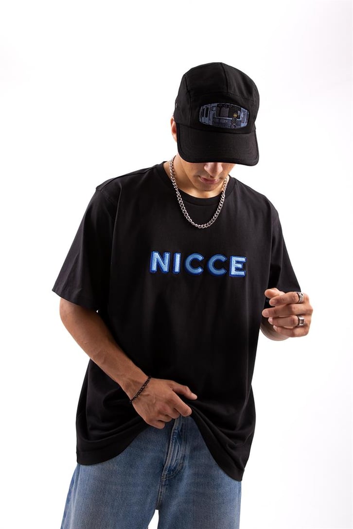 Nicce Nakışlı Siyah Oversize Tişört