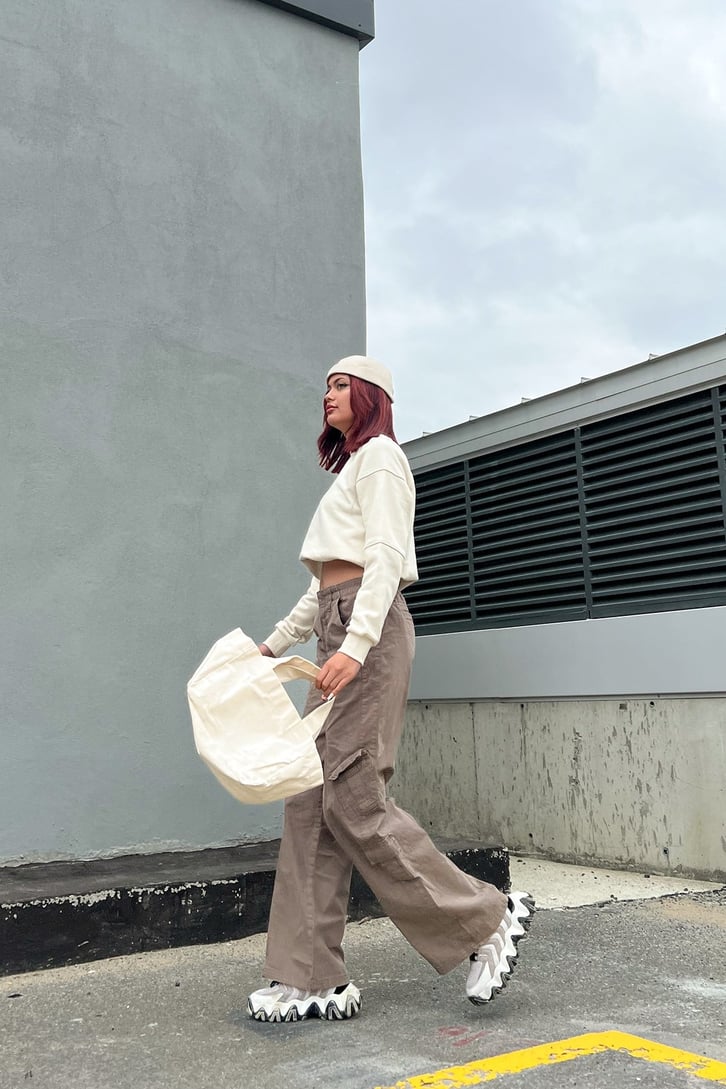 NY Nakışlı Taş Rengi Oversize Sweatshirt