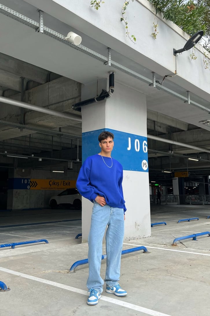 OFCL Nakışlı Saks Mavisi Oversize Sweatshirt