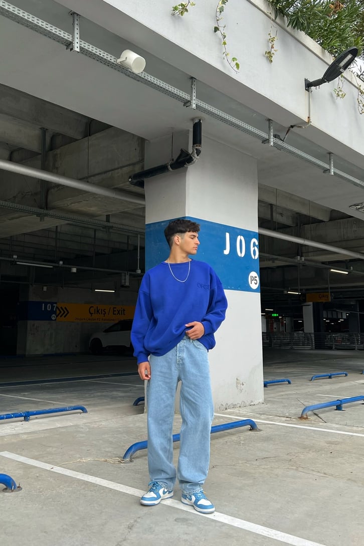 OFCL Nakışlı Saks Mavisi Oversize Sweatshirt