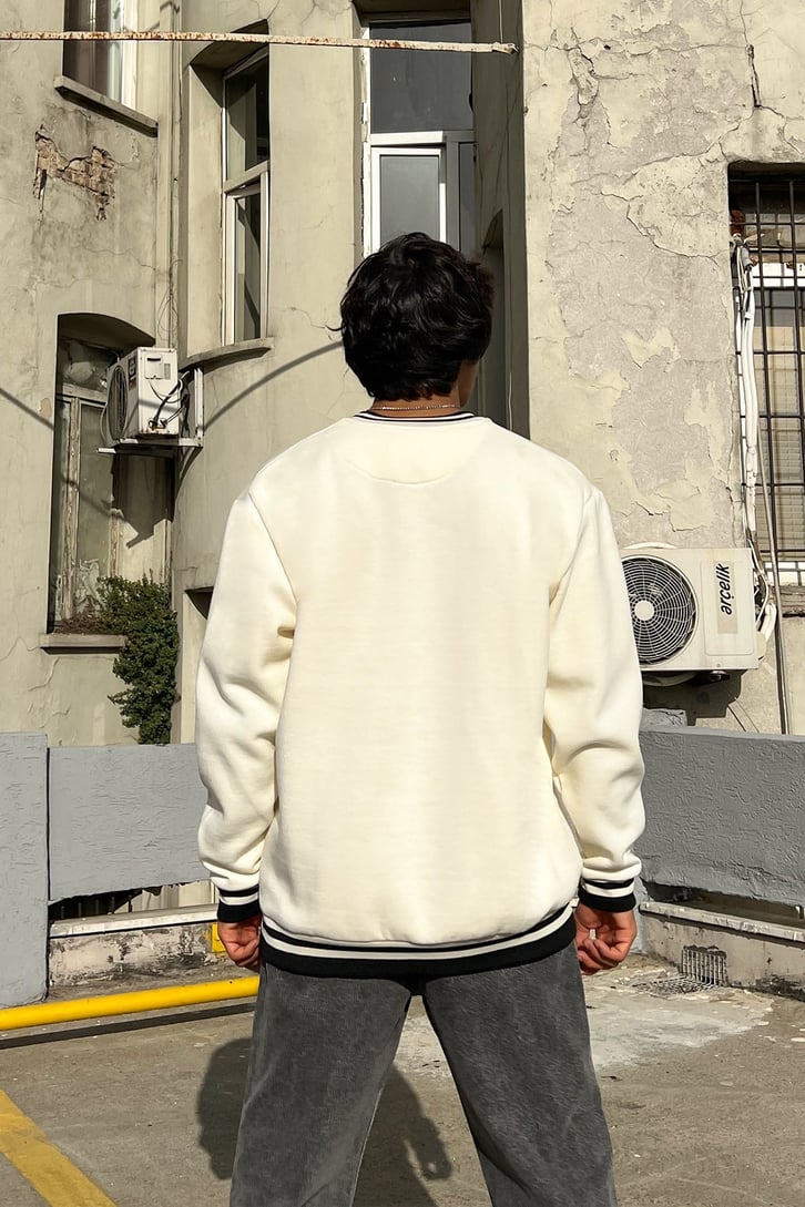 Official Nakışlı Ekru Oversize Sweatshirt