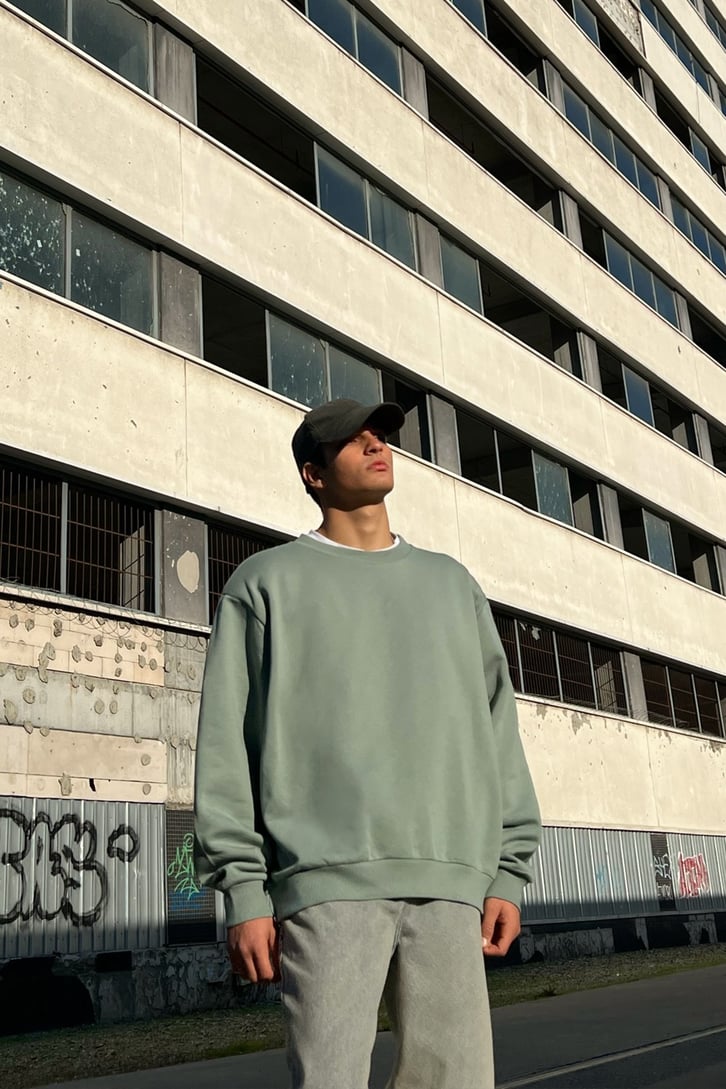 Omuz Vatkalı Basic Yeşil Sweatshirt