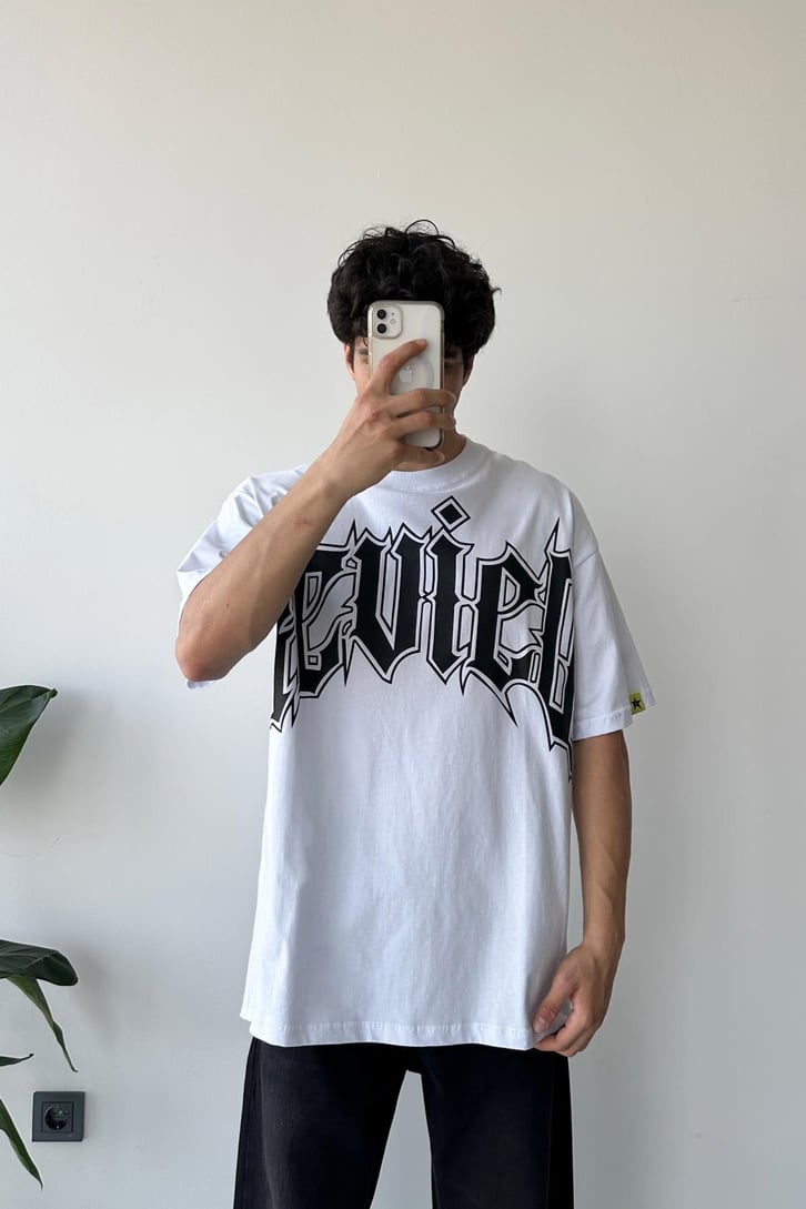 Ön Baskılı Beyaz Oversize Tişört