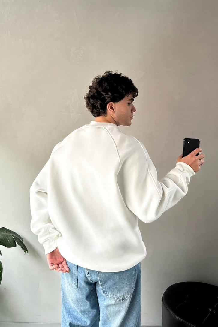 Ön Baskılı Bisiklet Yaka Sweatshirt