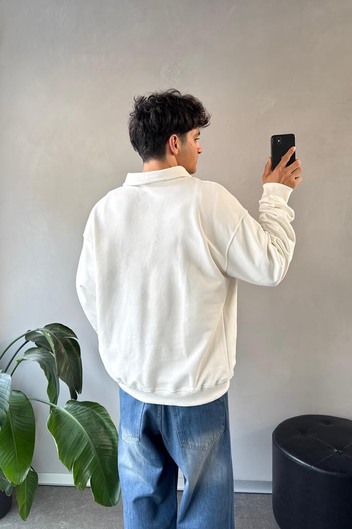 Ön Cep Detaylı Polo Yaka Sweatshirt