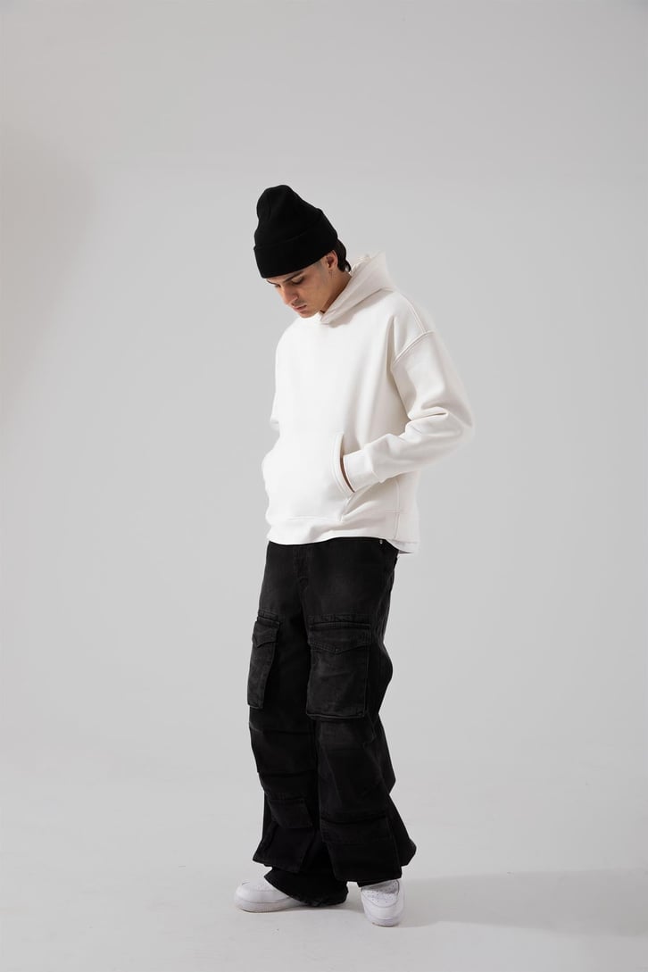 Ön Cep Detaylı Siyah Baggy Kargo Jean