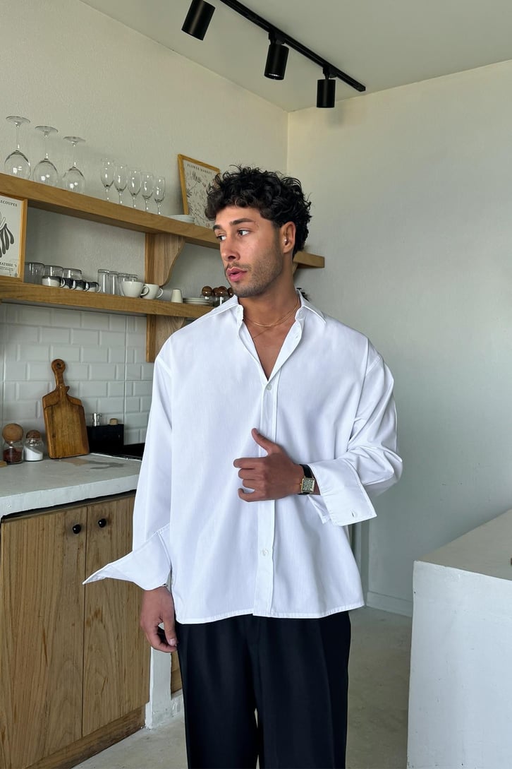Ön Düğme Detaylı Oversize Gömlek