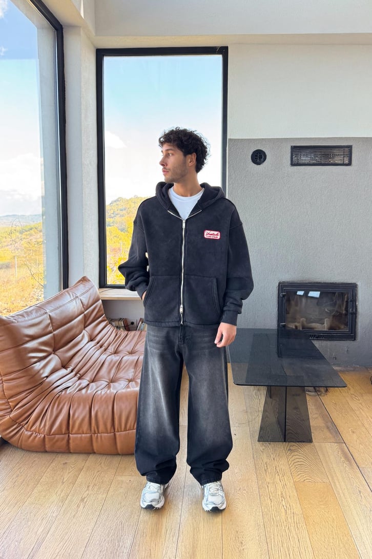 Ön Nakışlı Hoodie
