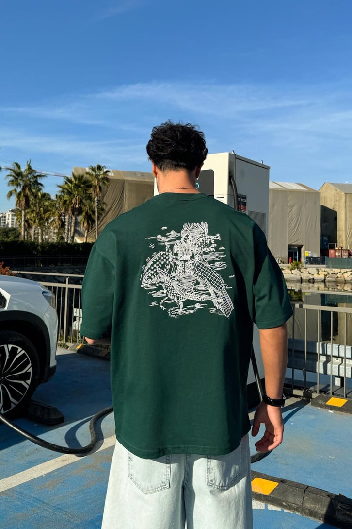 Ostrich Sırt Nakışlı Oversize Tişört