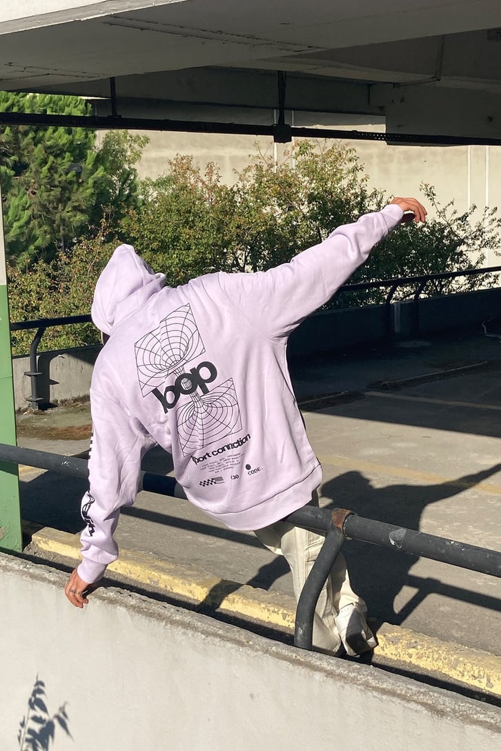 OVERSIZE BASKILI HOODIE
