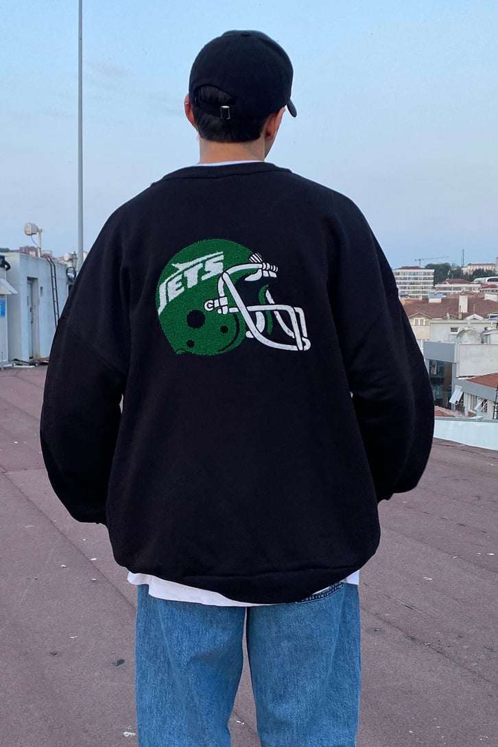 OVERSIZE BASKILI SWEATSHIRT