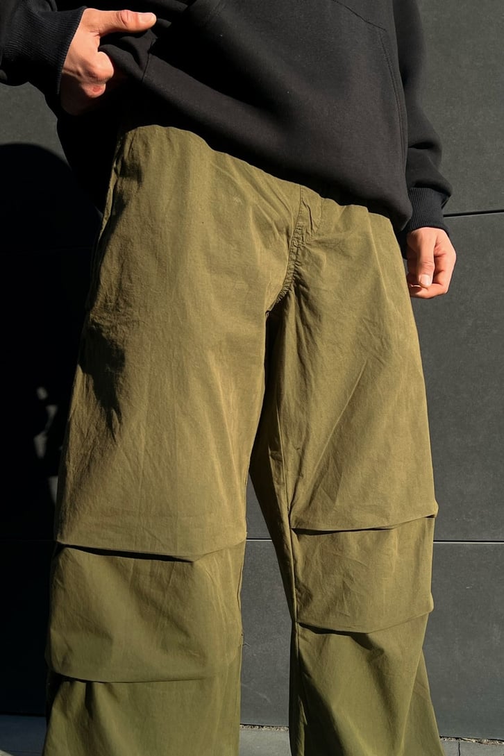 Paça Ayarlanabilir Lastikli Paraşüt Kumaş Pantolon