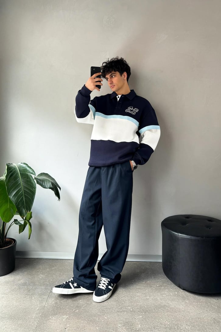 Parçalı Nakışlı Polo Yaka Sweatshirt