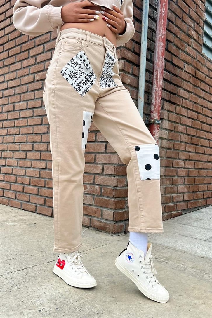 Patch Detaylı Krem Baggy Jean