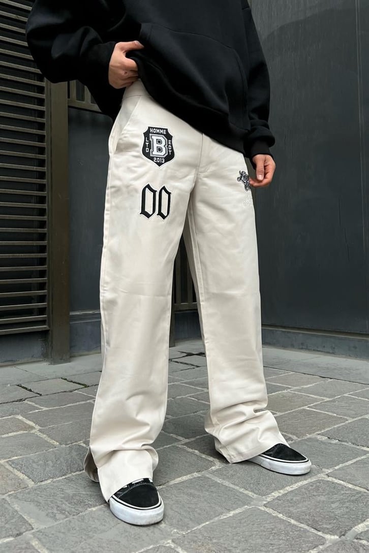 Patch Detaylı Taş Rengi Baggy Pantolon